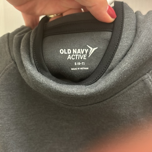 NWT old navy lightweight hoodie - Picture 3 of 4